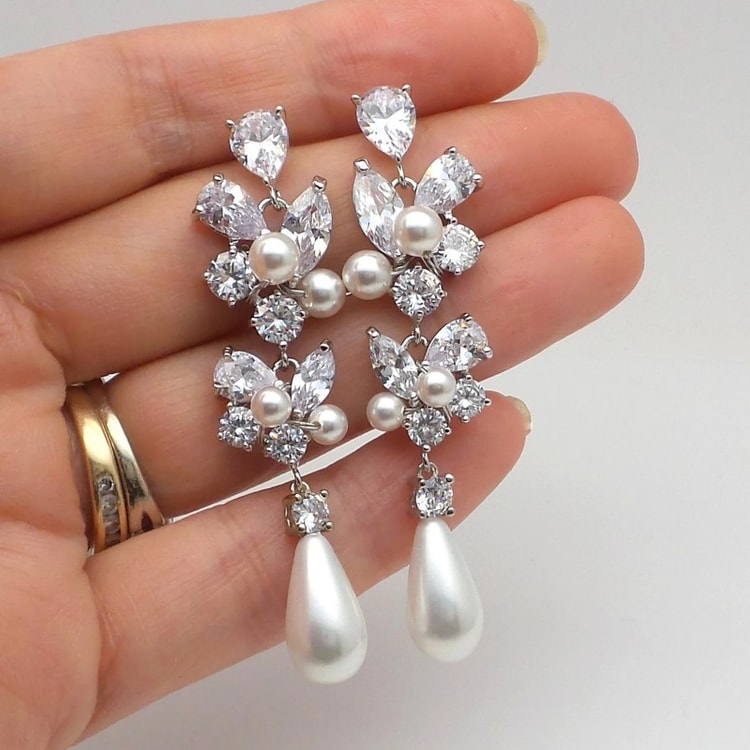 Huitan Aesthetic Bridal Imitation Pearl Dangle Earrings Luxury Trendy Engagement Wedding Ear Accessories for Women Newly Jewelry